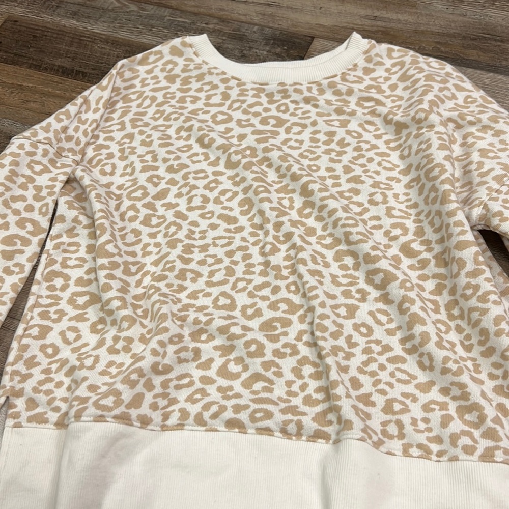Brown leopard print sweater
